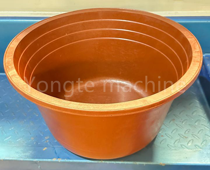 Yongte प्लास्टिक रीसायकलिंग उपकरणे आफ्रिकेतील ग्राहकांना पाठवले